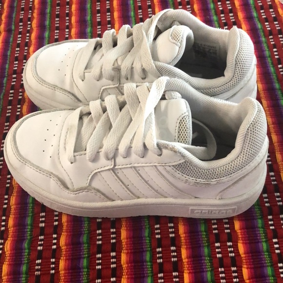 ADIDAS - Picture 2 of 6